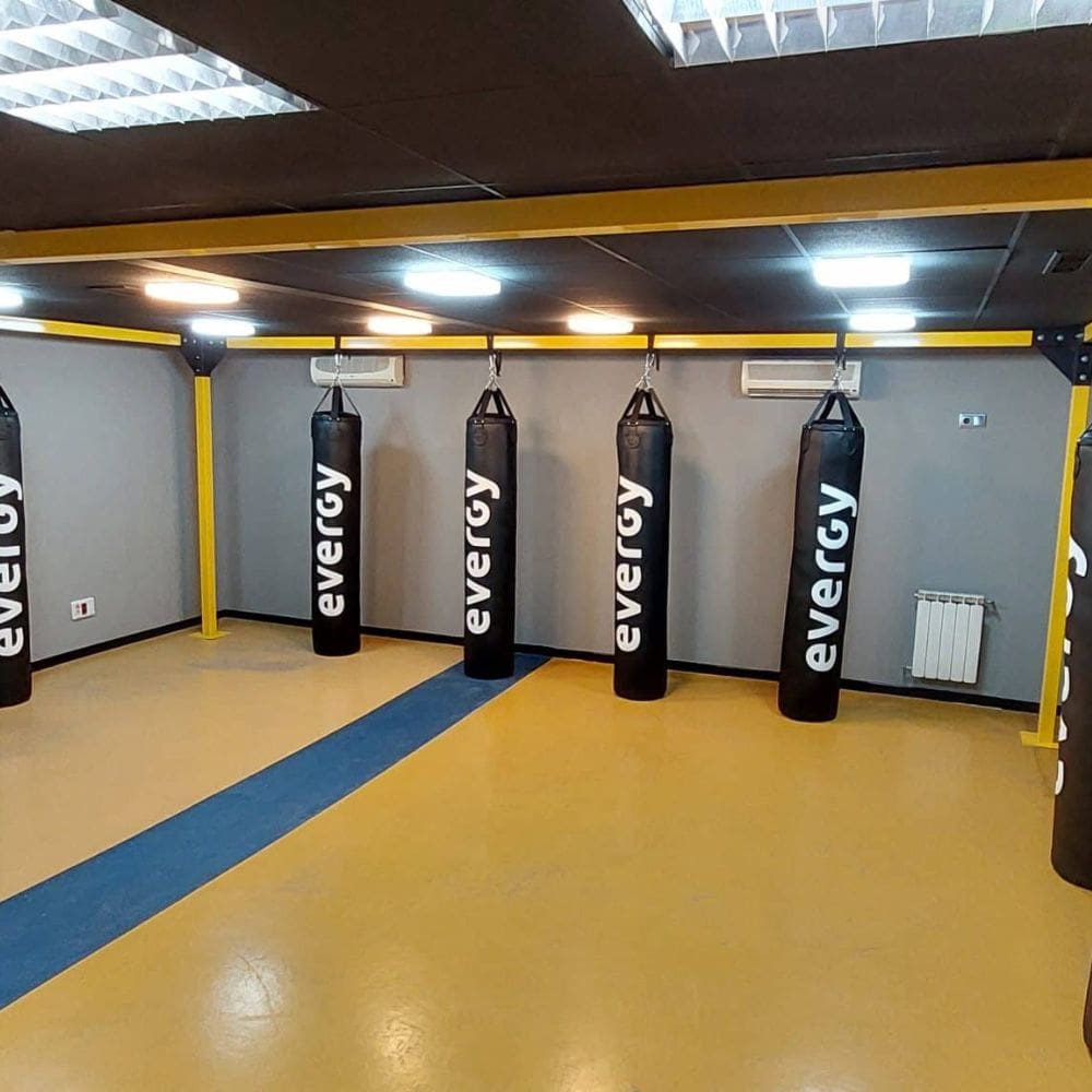 Zagros Sports Club-Gimnasios&Fitness-Milla de Oro-Barrio Salamanca-imagen-5
